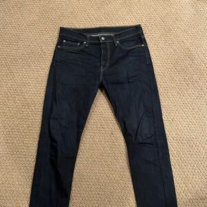 Men’s Levi’s dark 33 by 34